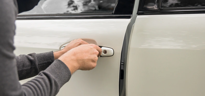 Unlock Car Door Service in Freeport, IL